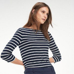 NWOT TOMMY HILFIGER Bateau Top